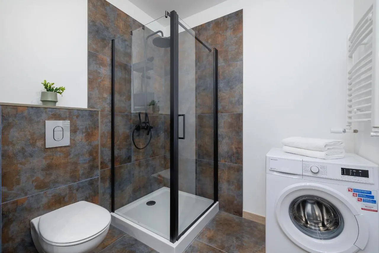 Modern Apartment Podgorze With Parking By Noclegi Renters Krakow