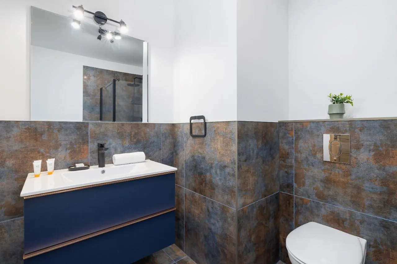 Modern Apartment Podgorze With Parking By Noclegi Renters Krakow